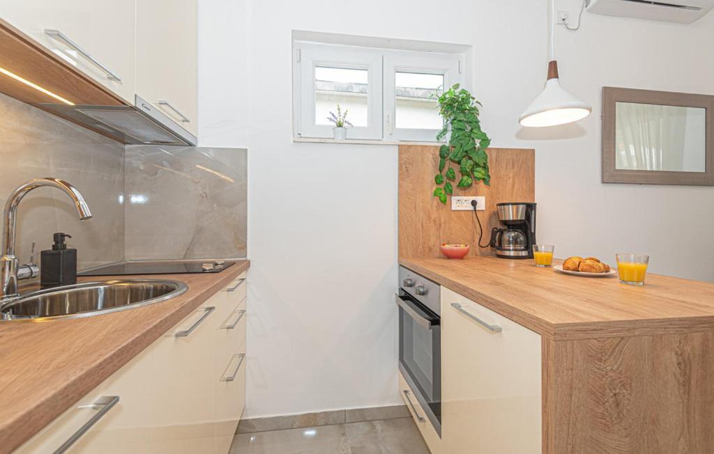 Holiday Home Gveric โวดีเซ ภายนอก รูปภาพ