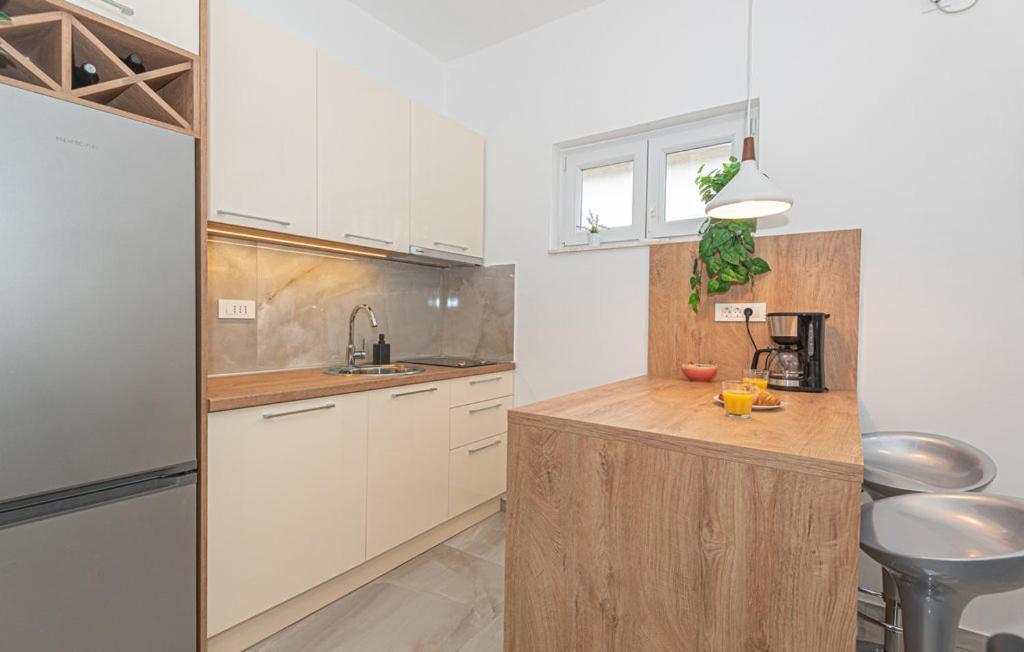 Holiday Home Gveric โวดีเซ ภายนอก รูปภาพ